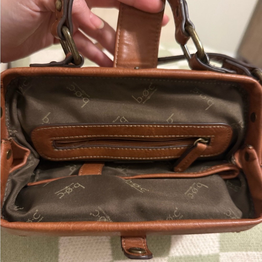 B.O.C. Born Concept Brown Leather Embossed Handbag Crossbody or Handbag - Picture 8 of 9